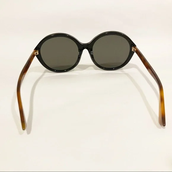 Authentic Gucci Sunglasses - Picture 3 of 7